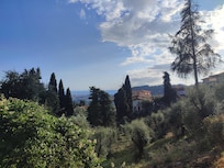 Vue en bas de la maison de Monica