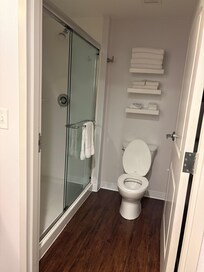 Venting would have been nice— it steamed up way too fast when showering