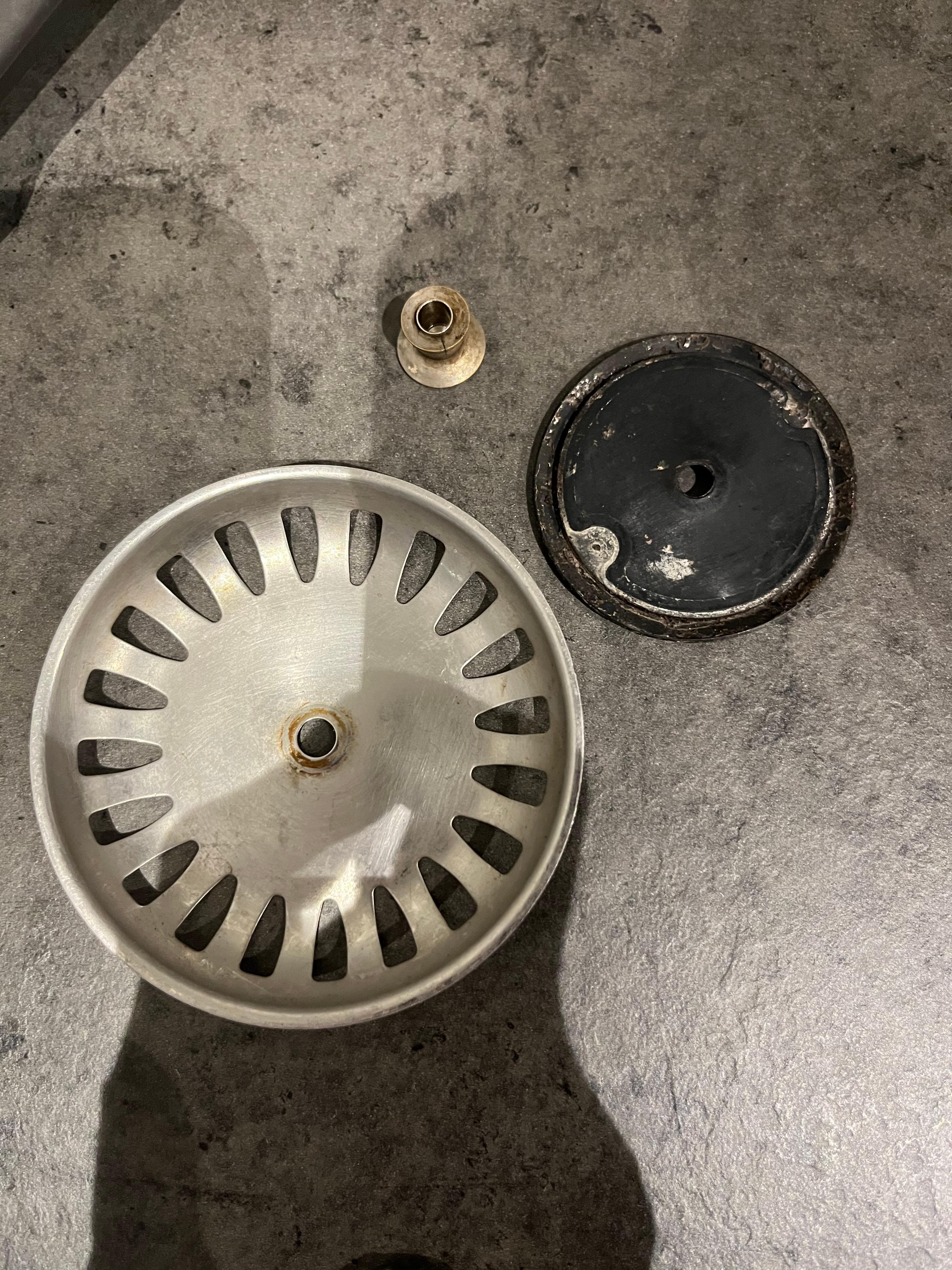 Broken - replaced at 12 EU