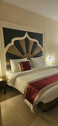 Photo does not do justice to the room