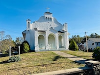 Our neighbor in front of the unit.
