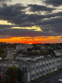 7th floor back side of hotel sunset.