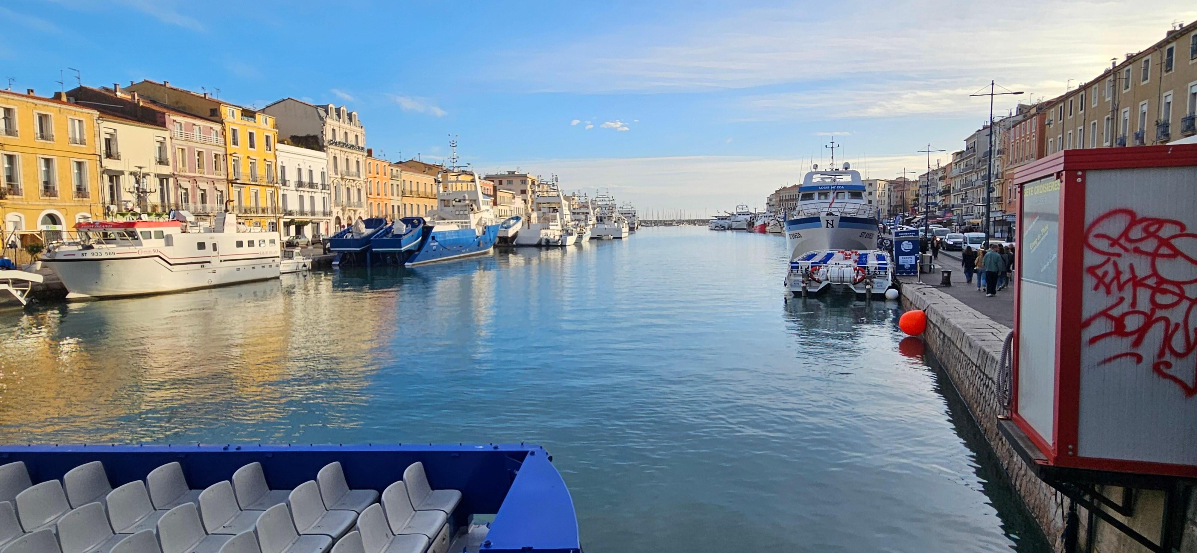 Le thon rouge est péché principalement par la colonie italienne sur d'impressionnants thoniers.