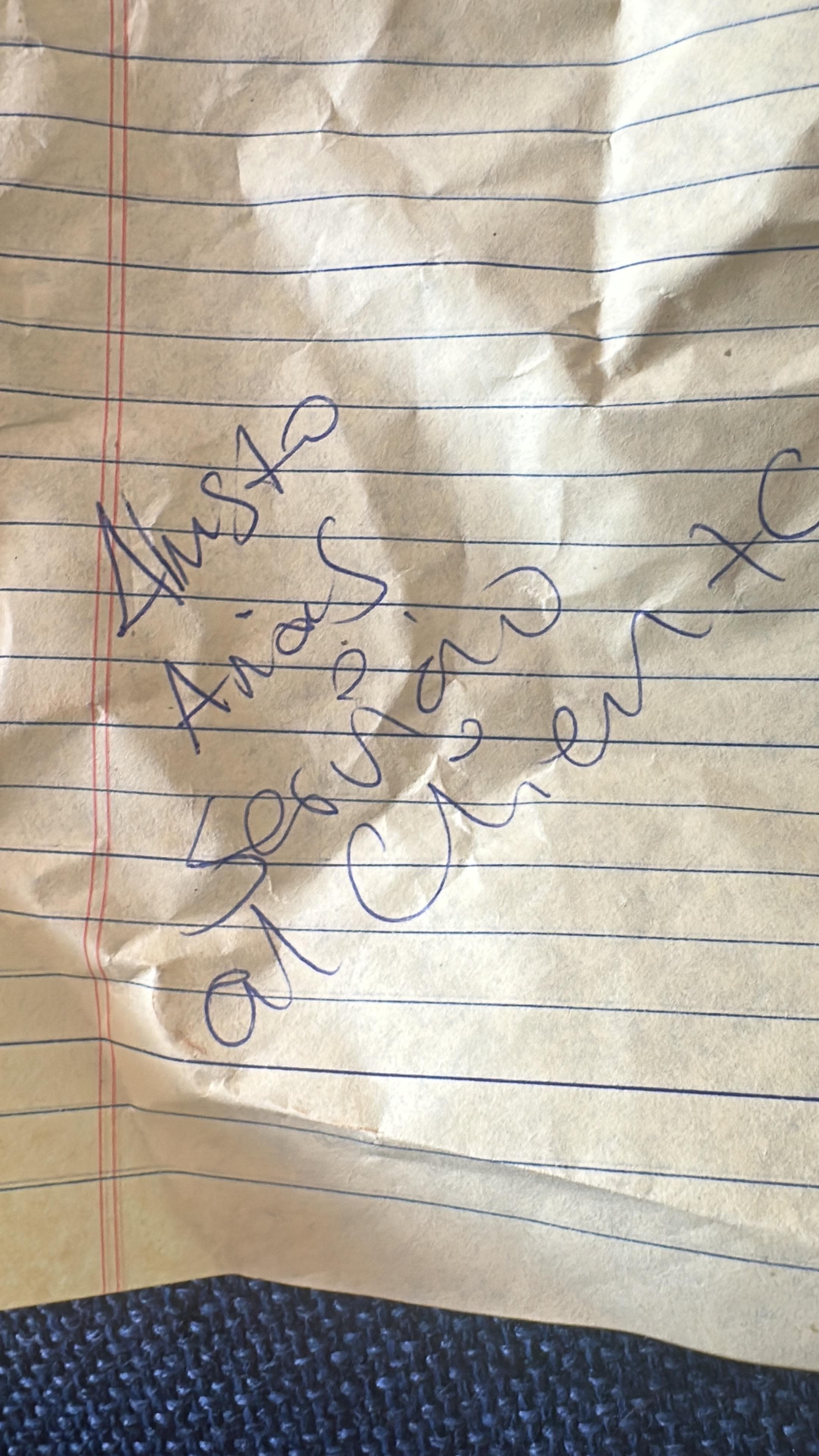 El nombre de la persona de servicio al cliente 