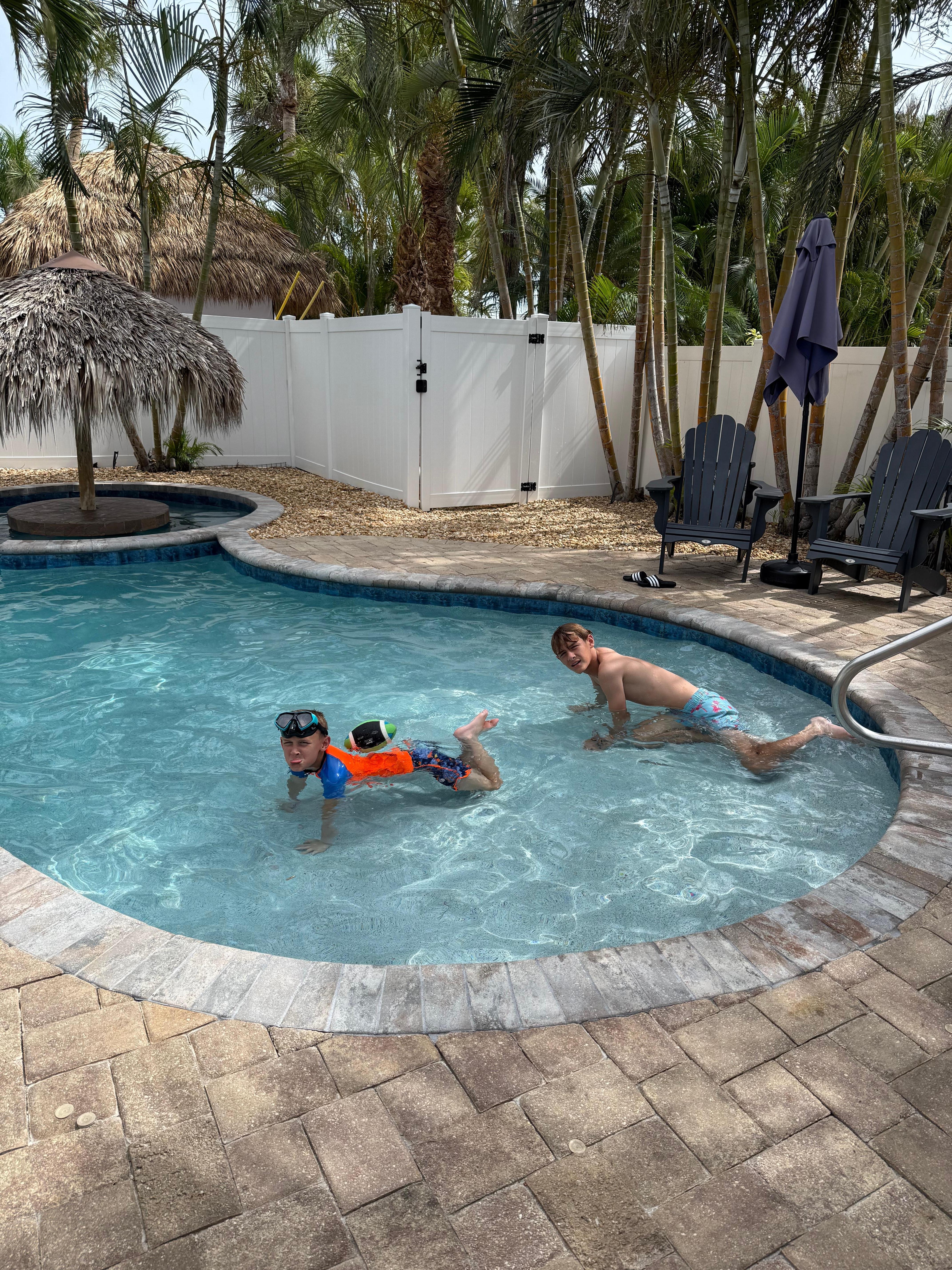 Pool, Perfect for hot days! 