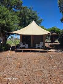 Glaming tent