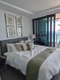 Master bedroom, this room has its loan little balcony space. We moved ourselves out from the bed on to the balcony around 5.30 am and watched the sunrise. Magical