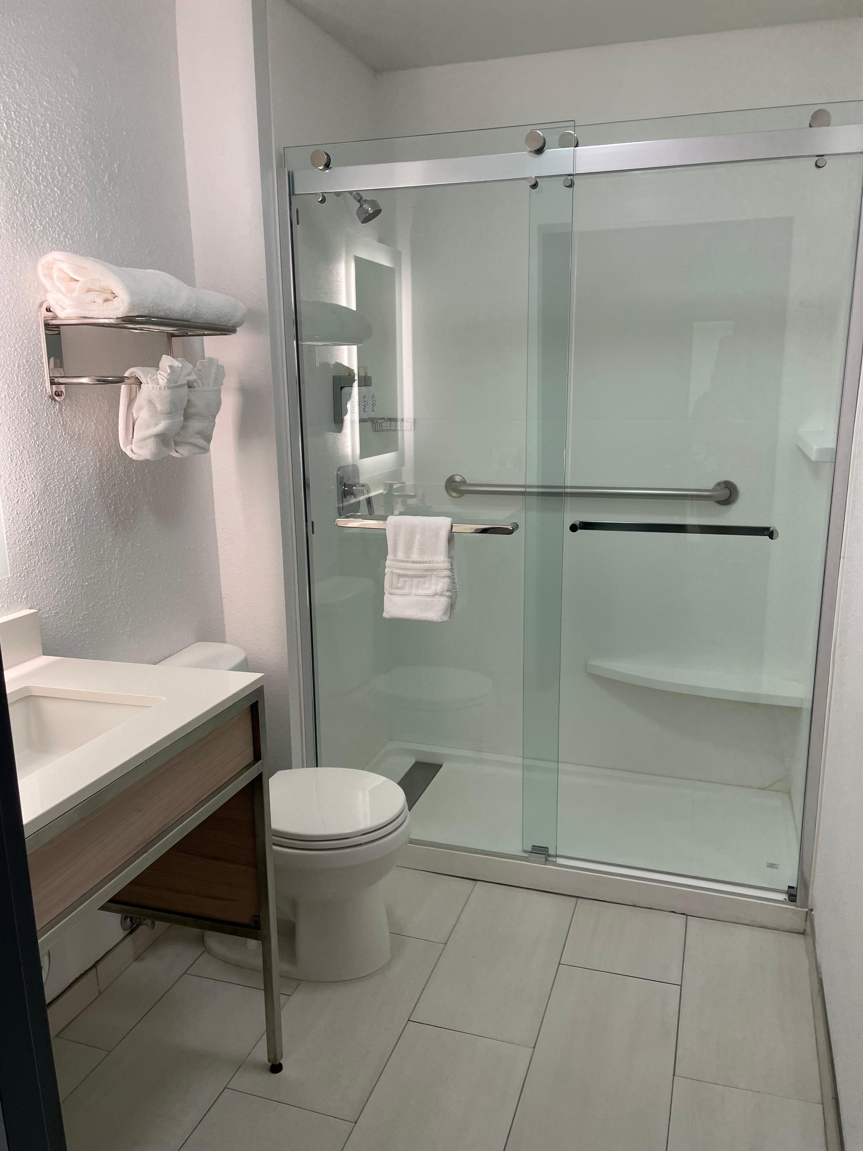 Great shower and PAYA hair & body products 