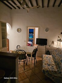 Salotto vista camera da letto