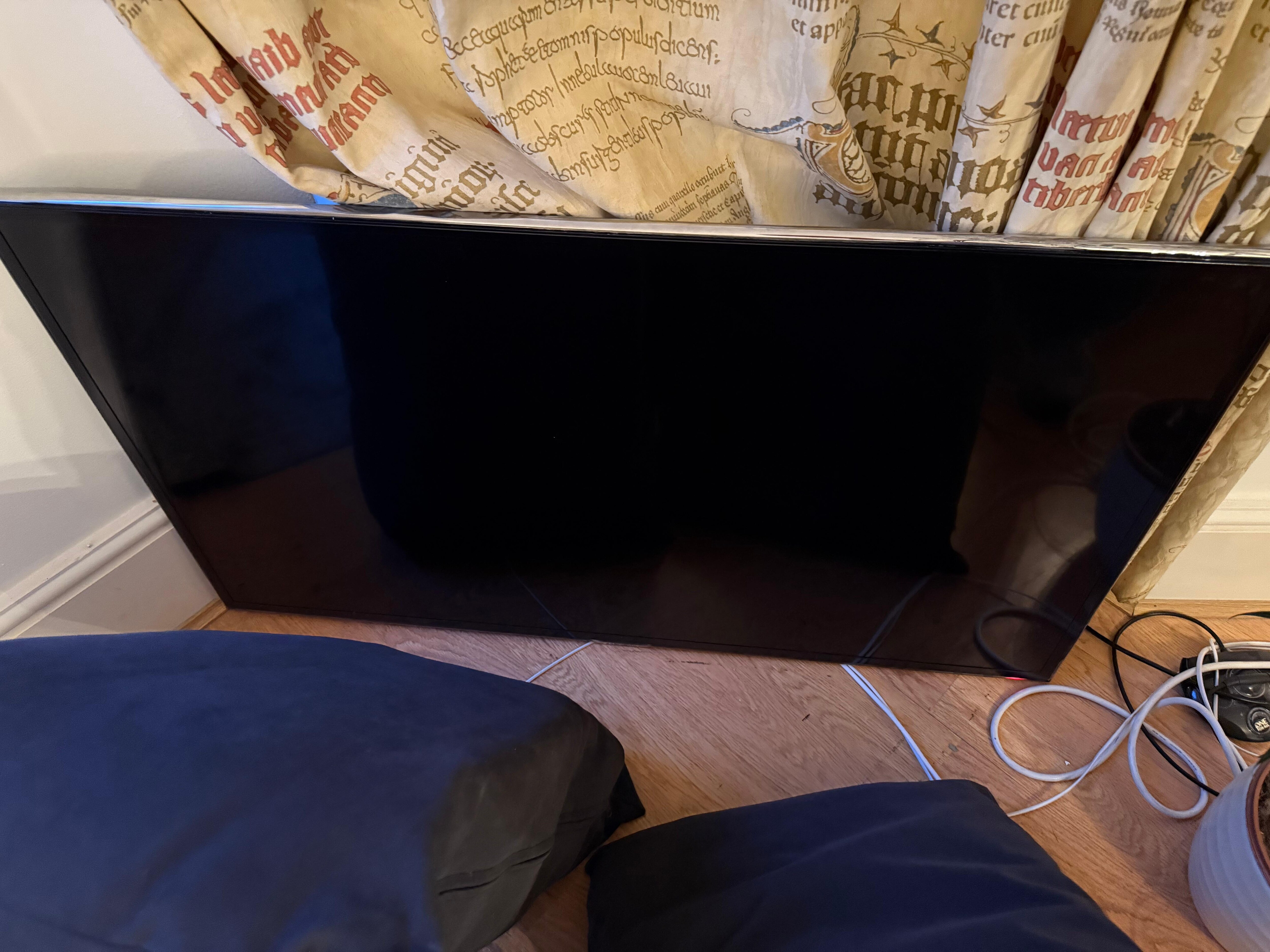 TV mount cam off.  