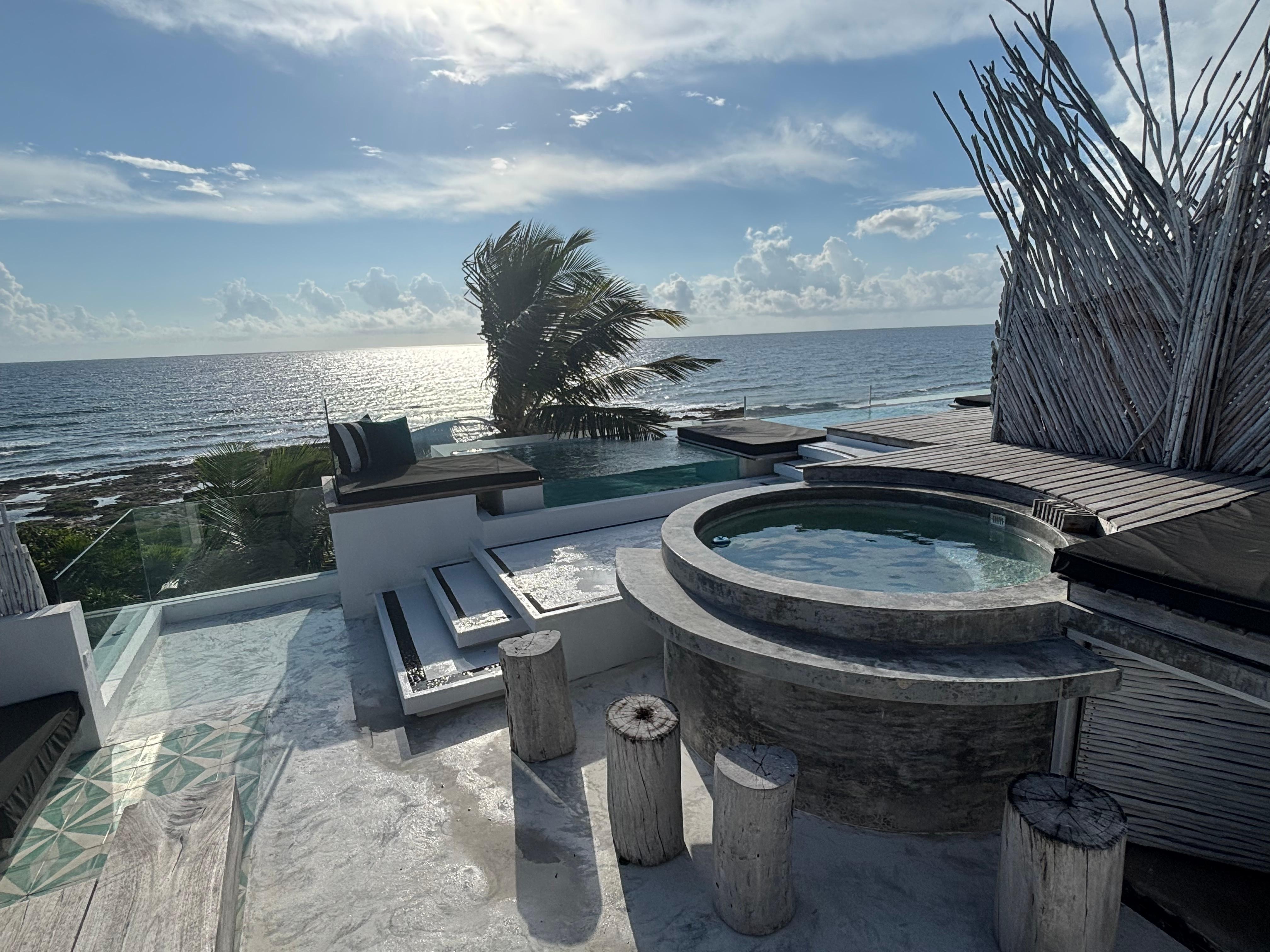 Rooftop hot tub with great views