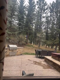 Bbq and hot tub