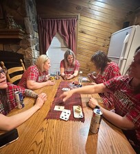 Nice table to play cards ❤️
