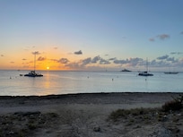 Boca Catalina beach, just steps away