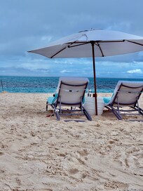 Relax. Eat. Enjoy. Repeat.