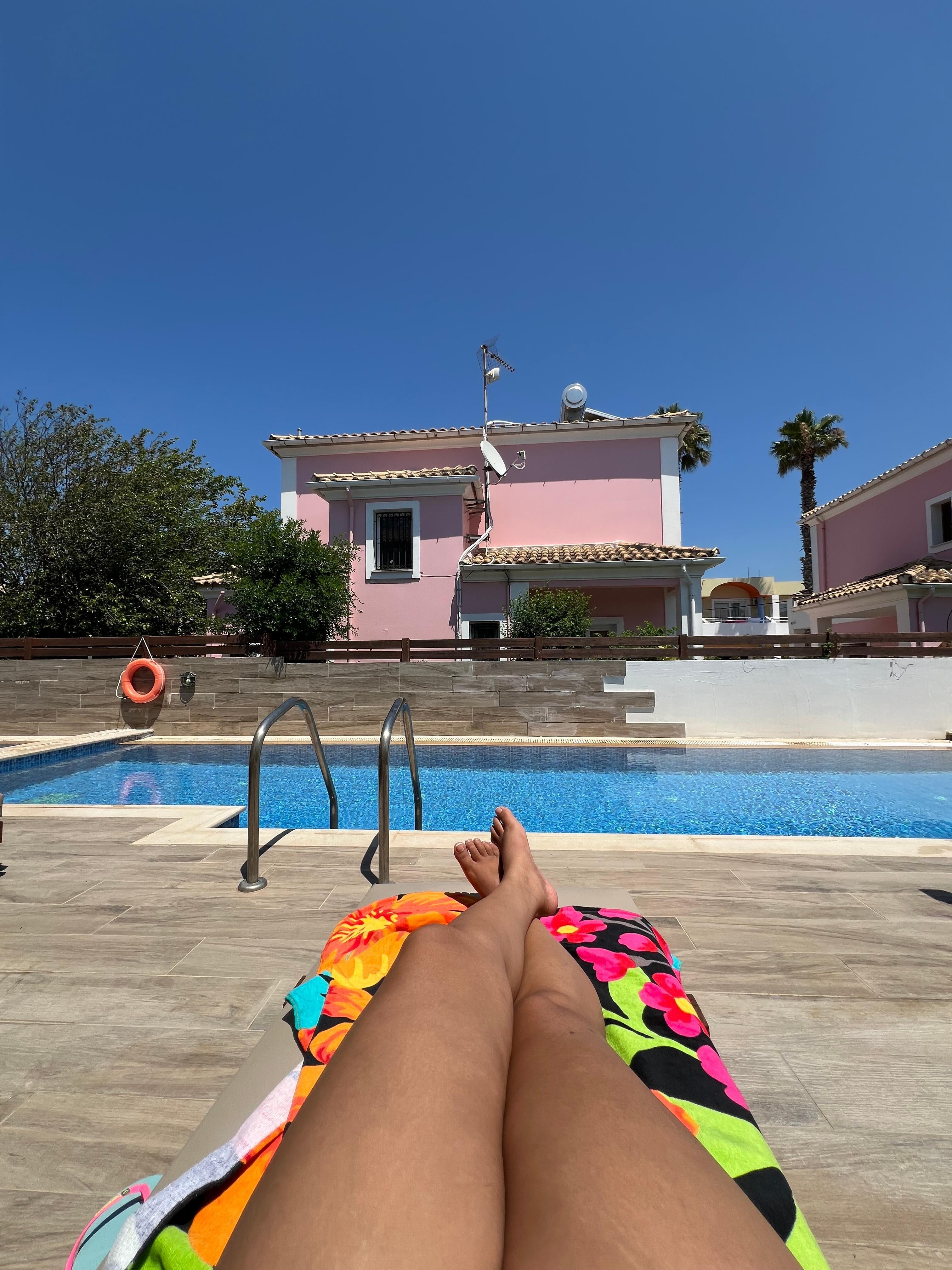 HabitaciĂłn con piscina âprivadaâ