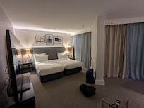 Best pillows and comforter.