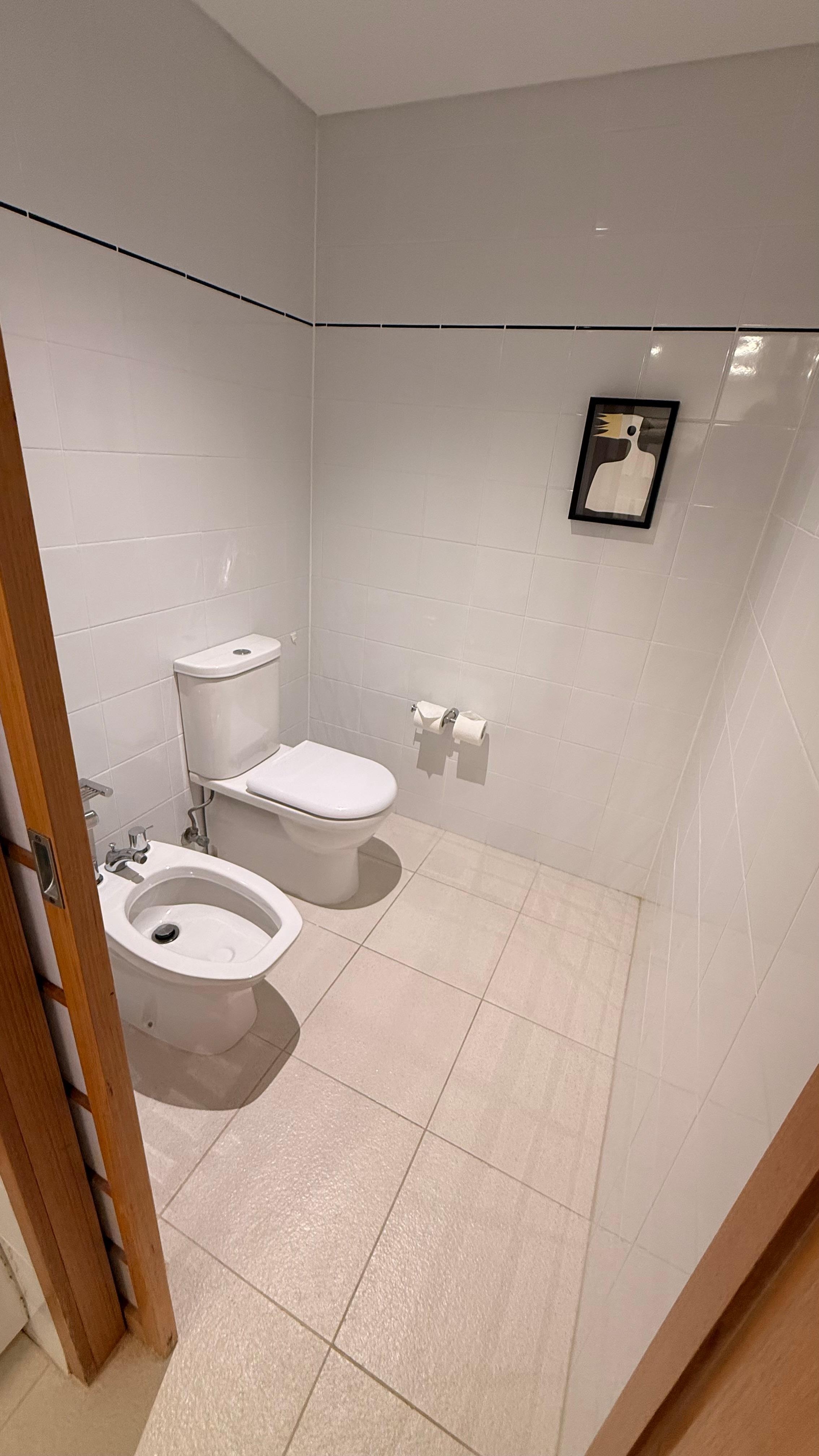 Main Toilet with bidet. 