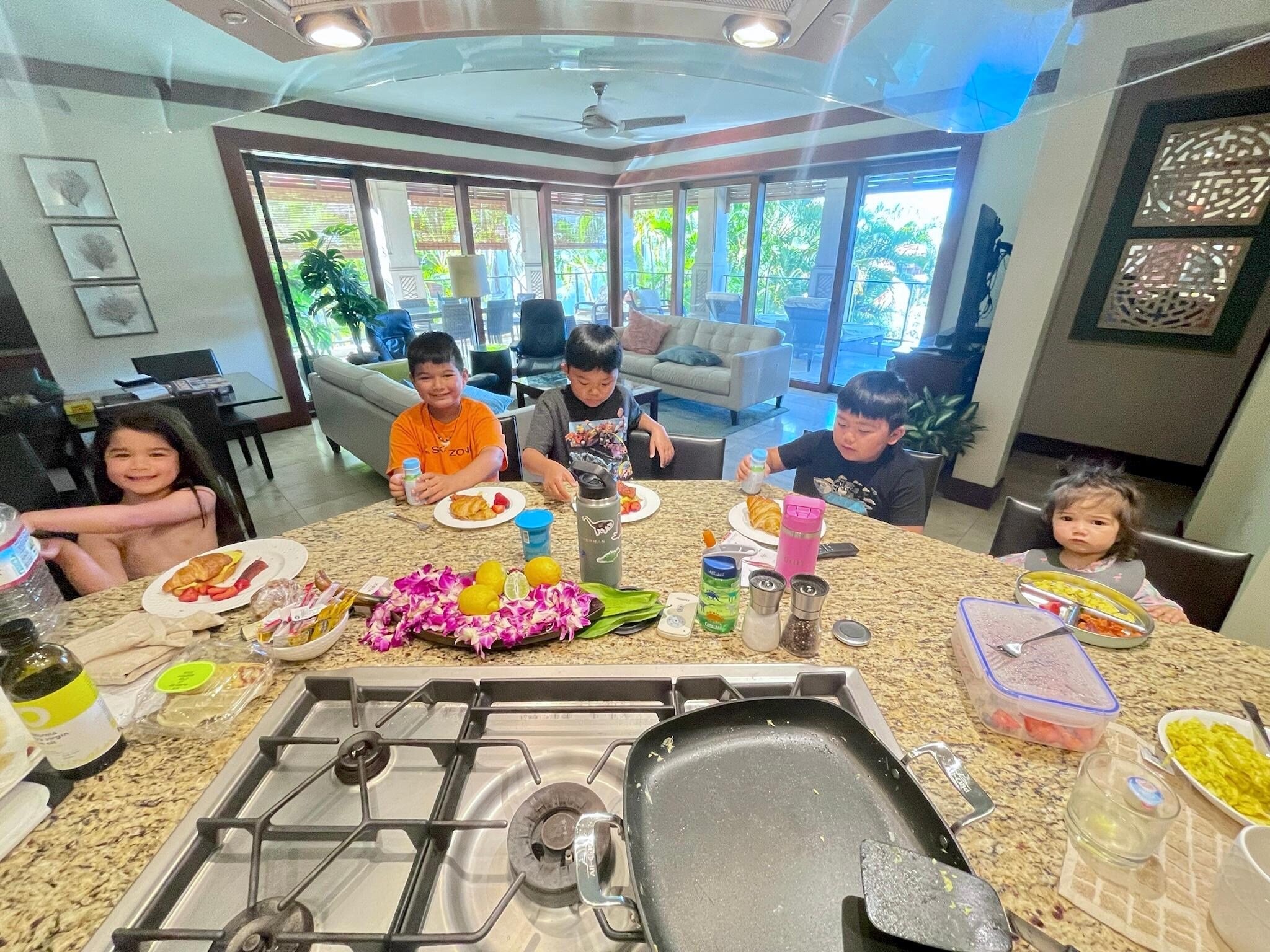 5 keiki around the kitchen counter