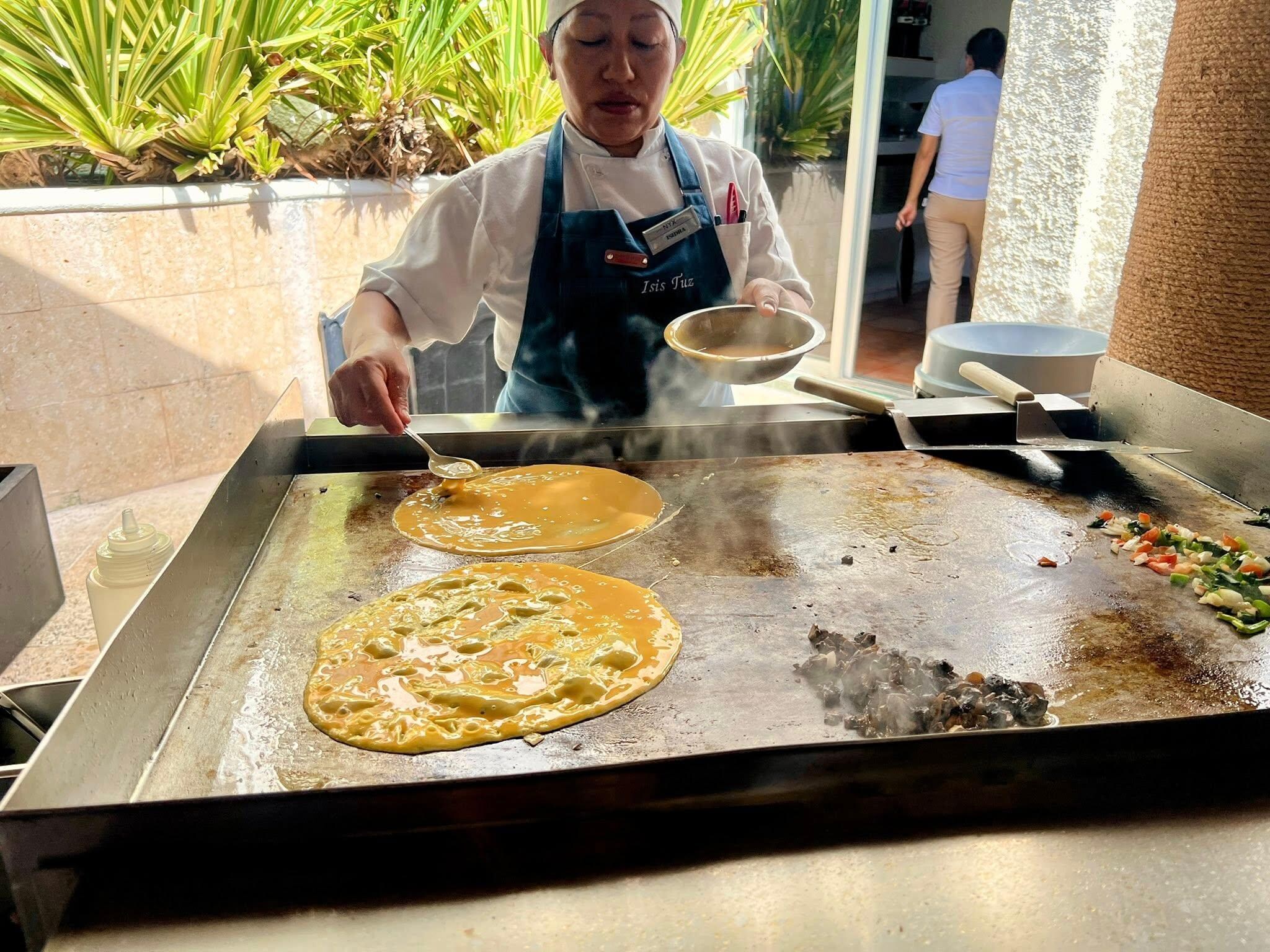 She made PERFECT omlettes EVERY time! 