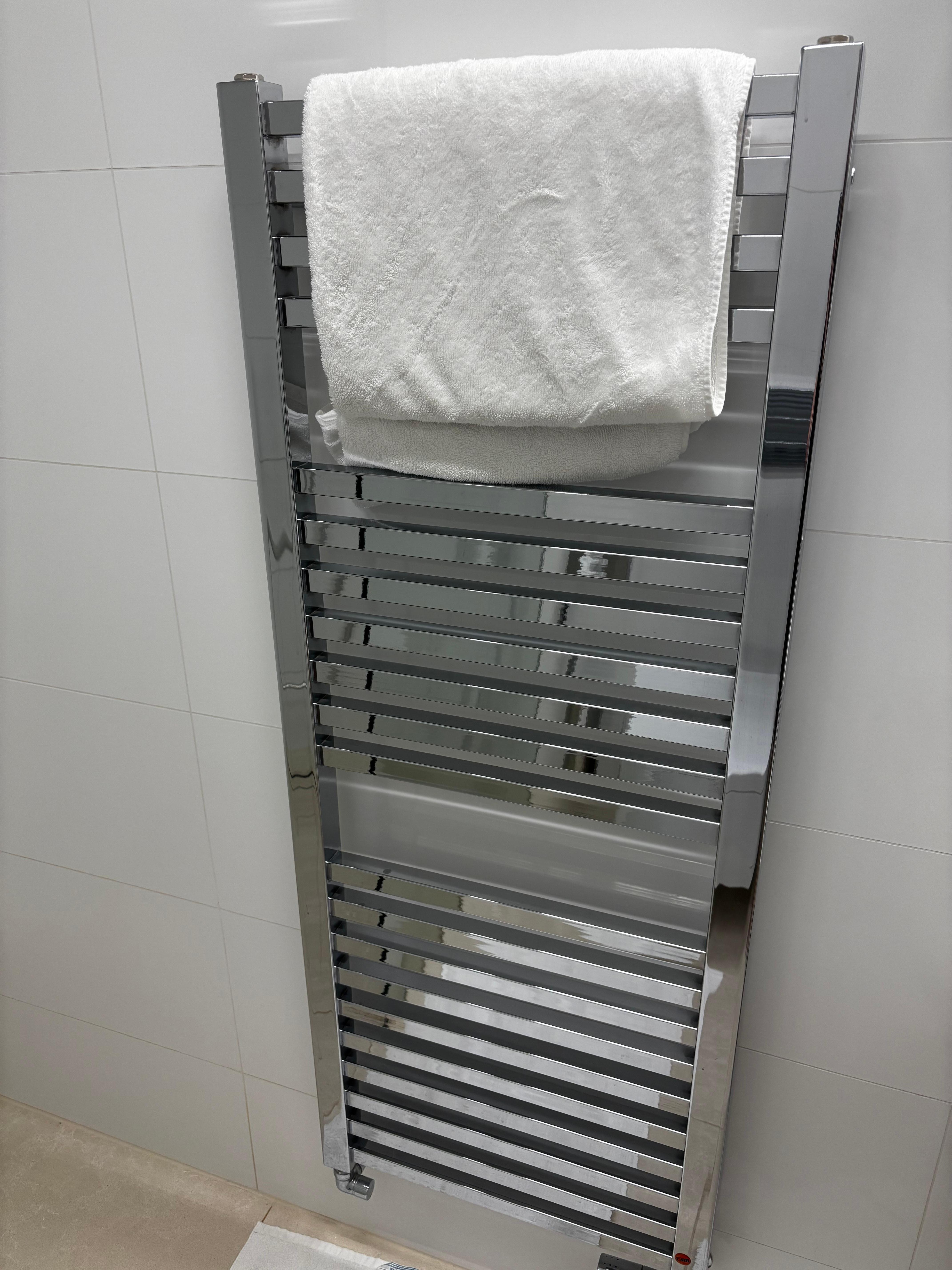 Towel warmer