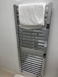 Towel warmer