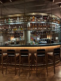 Lobby bar