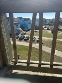 Unsafe balusters