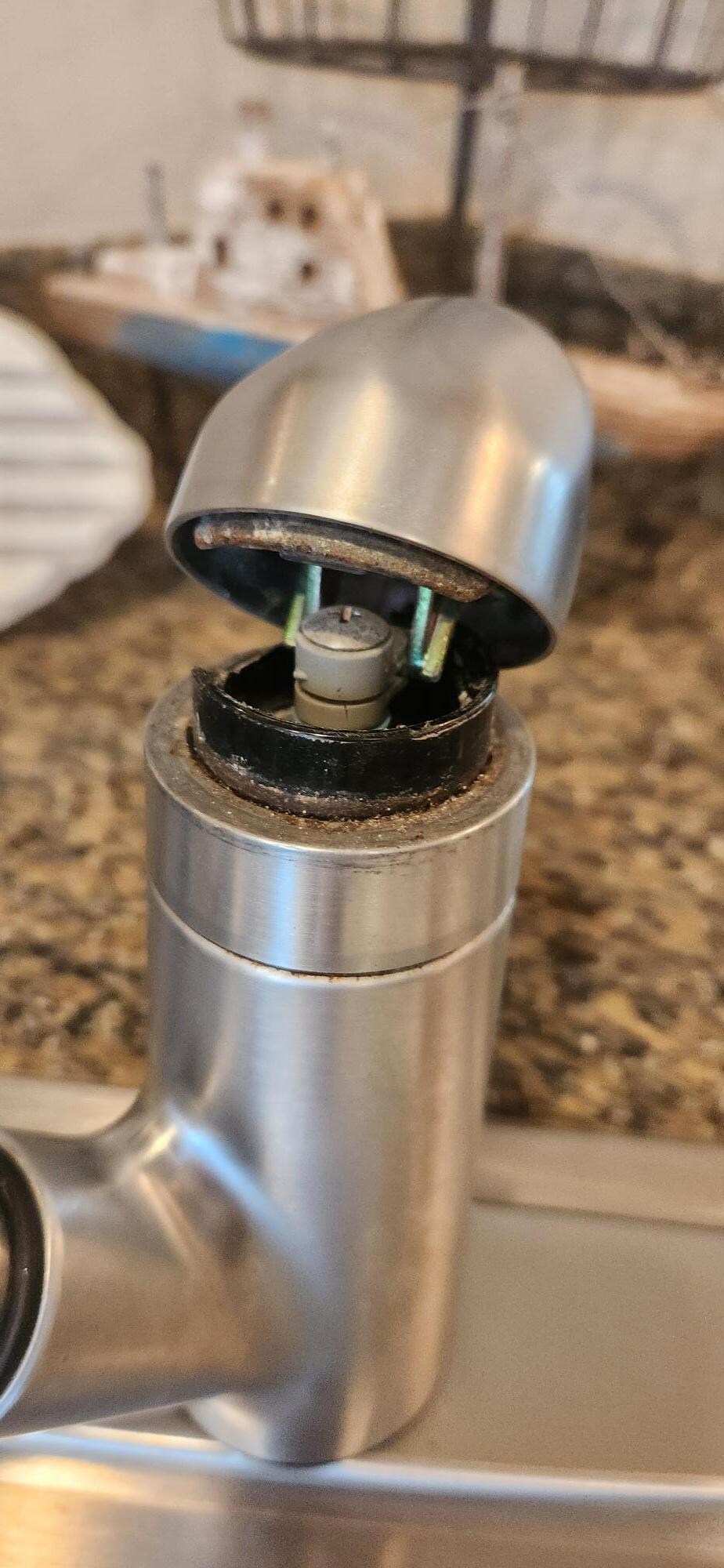 The faucet is broken.  I reread previous reviews and this was reported in May.