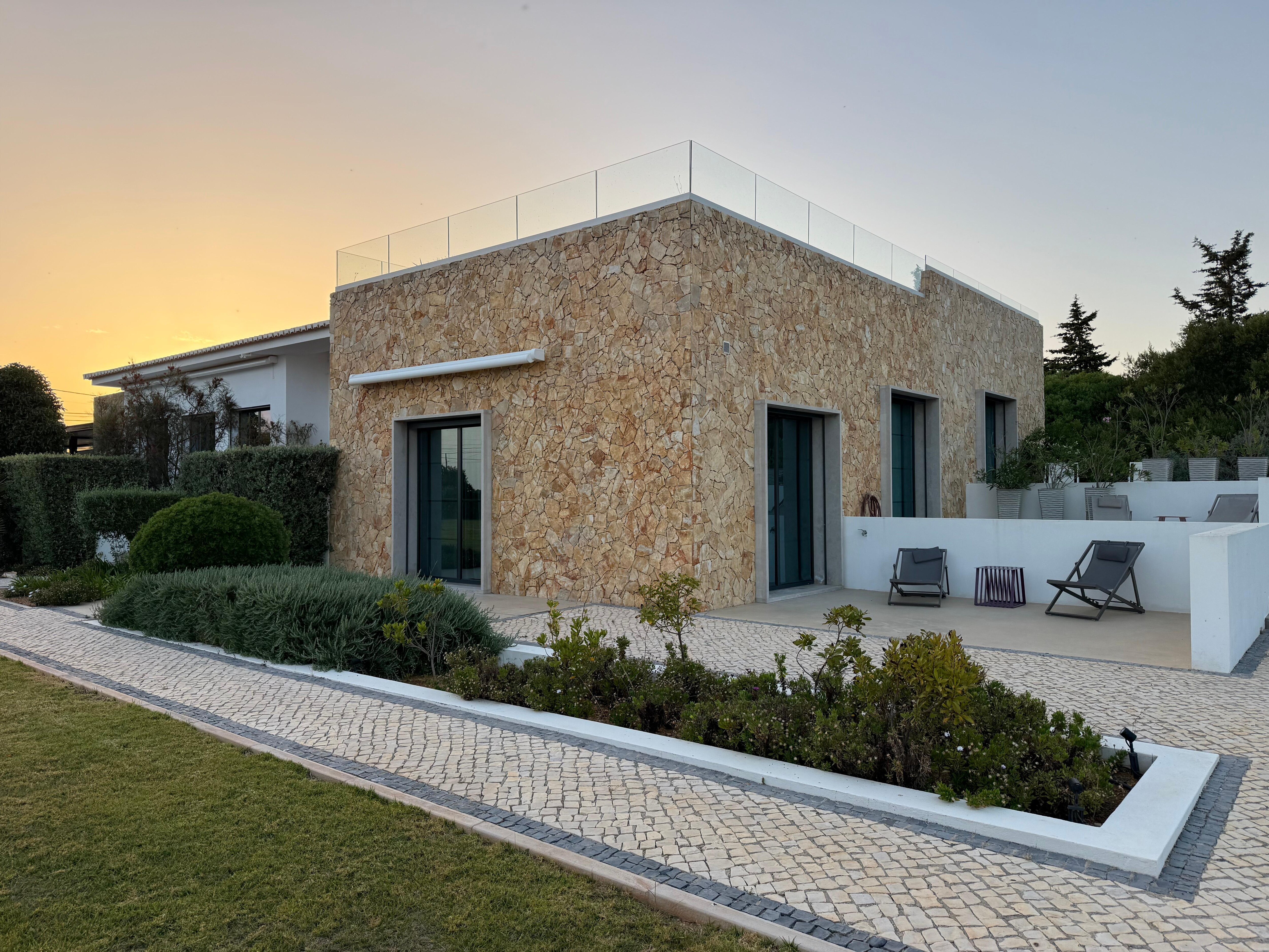 Bedroom terraces