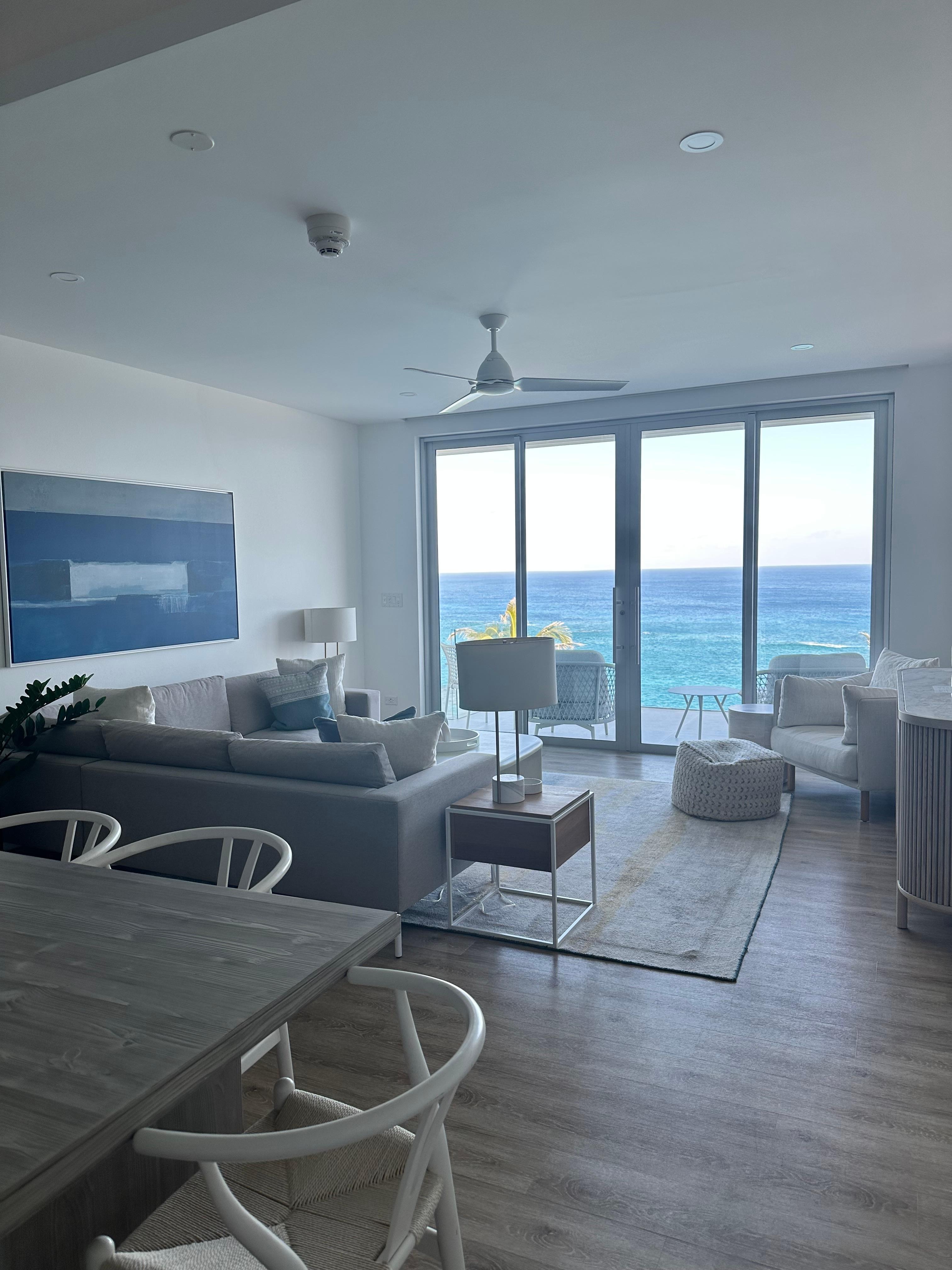 Lounge area