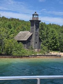 Lighthouse seen from the shipwreck boat tour