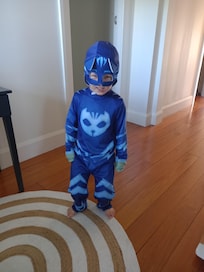 The PJ mask costume in the kids room!