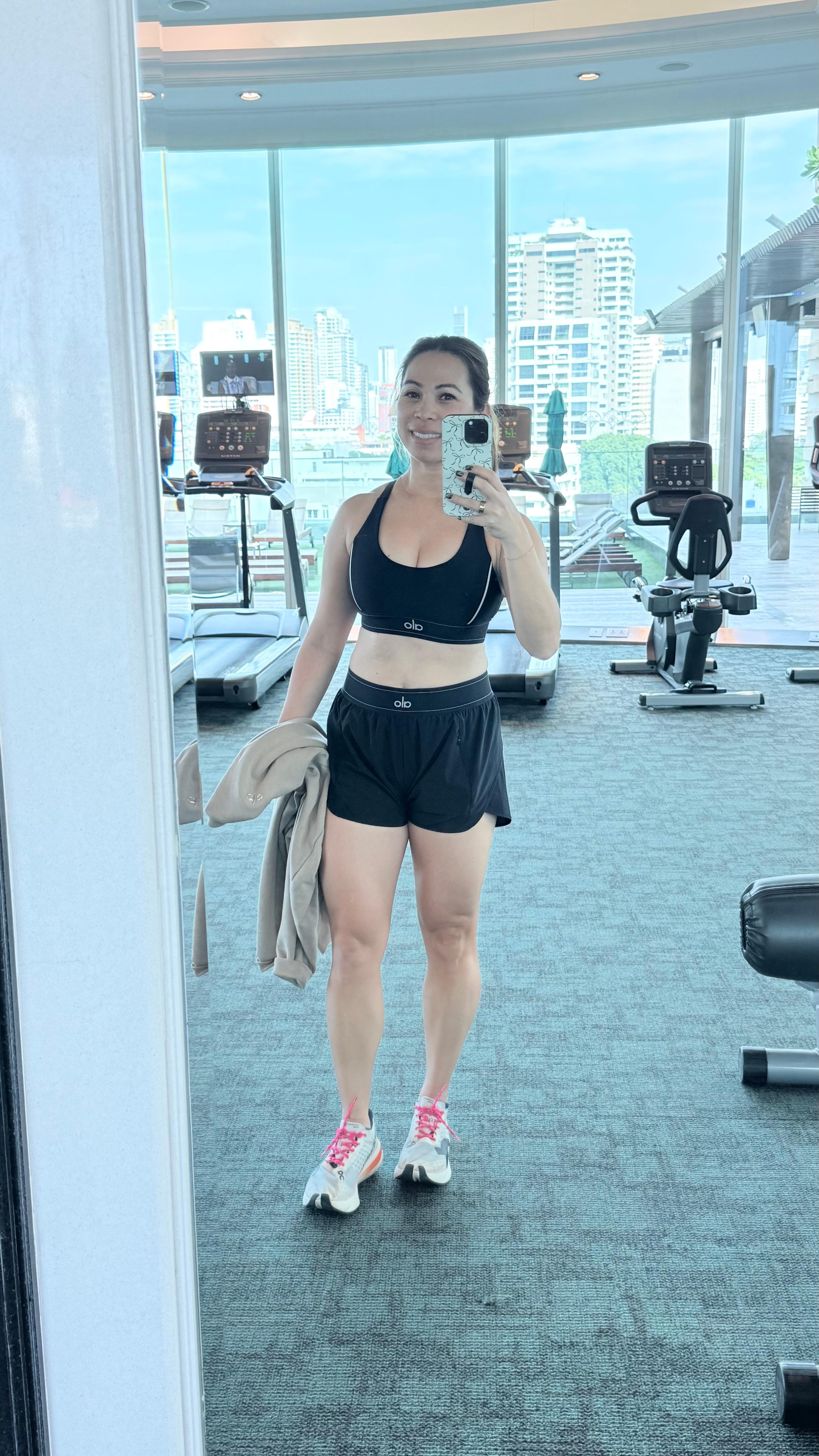 Clean gym and hardly any people. 