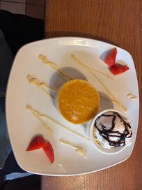Cheese cake with passion fruit