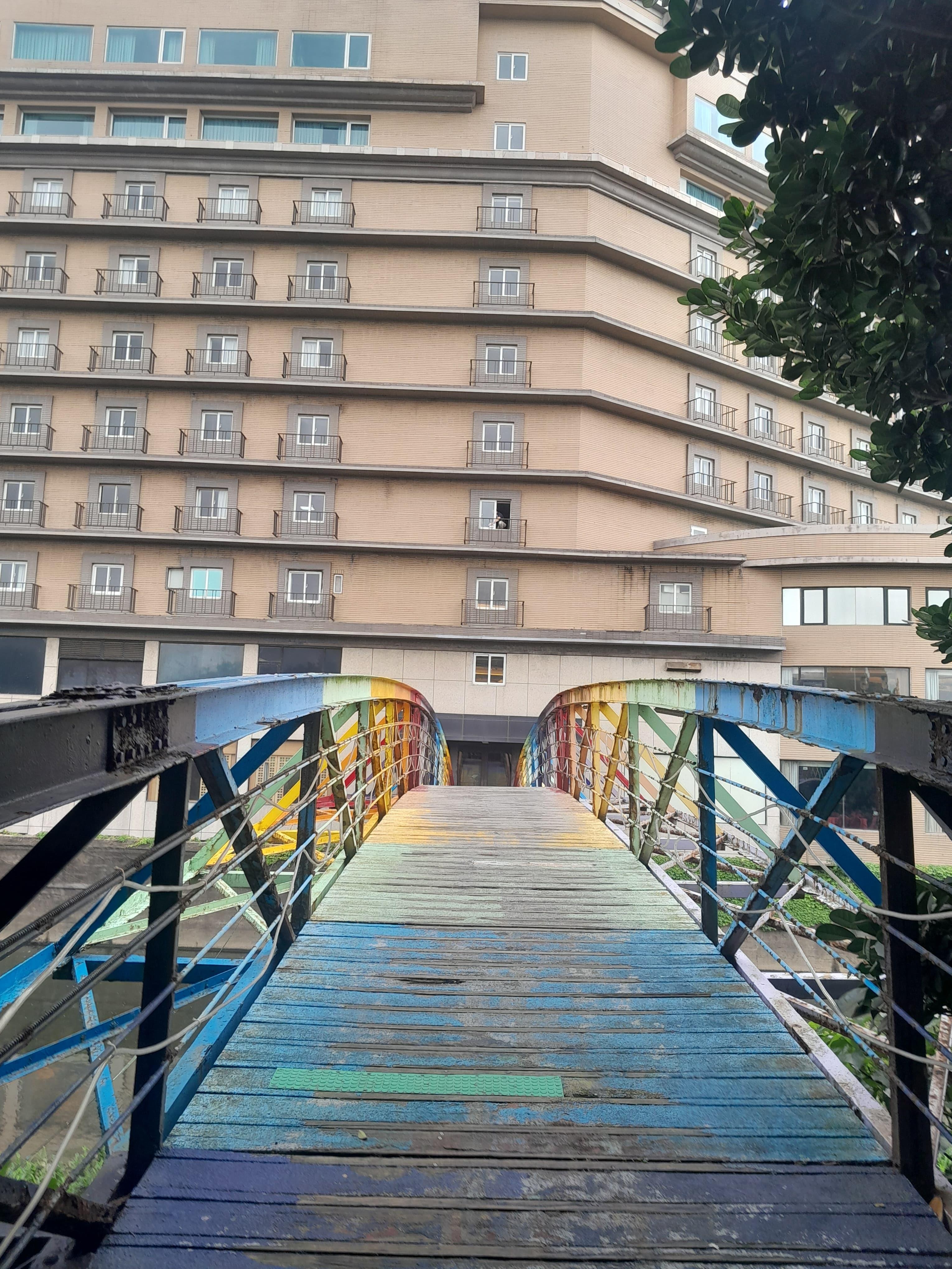 The bridge leading to the hotel 