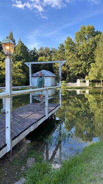On the property, behind the Inn is a quiet pond.
