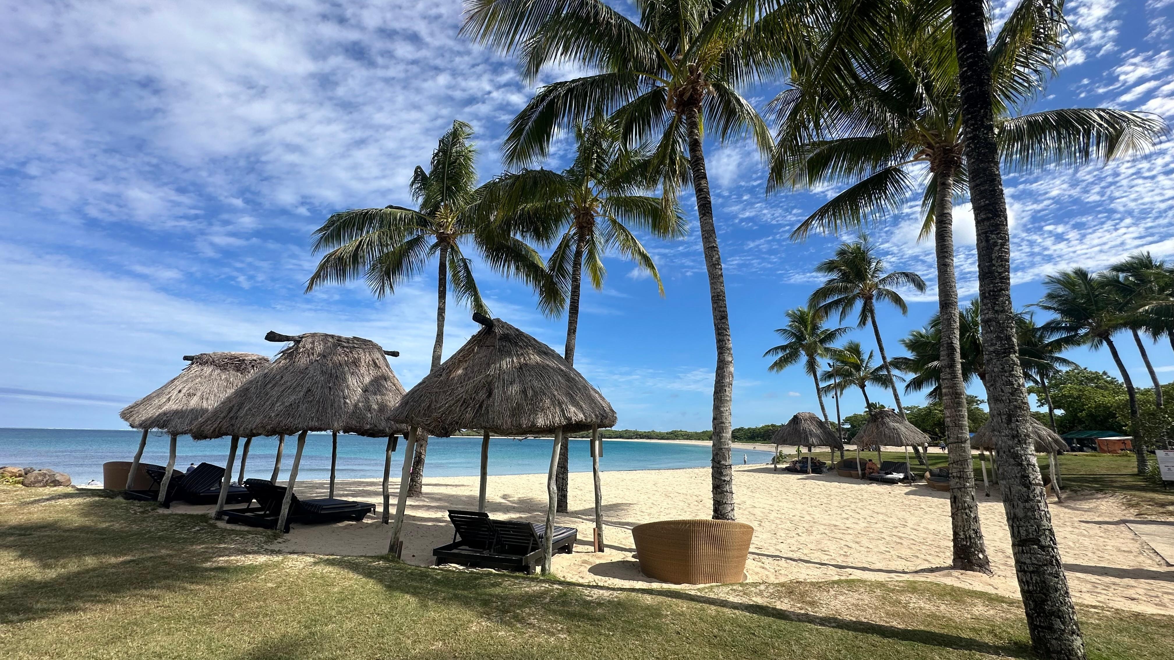 This view and the cleanliness about it! - it’s a million dollar must go check out view ! 