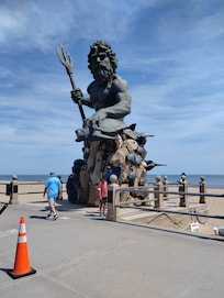 One of many attractions walking the beautiful boardwalk