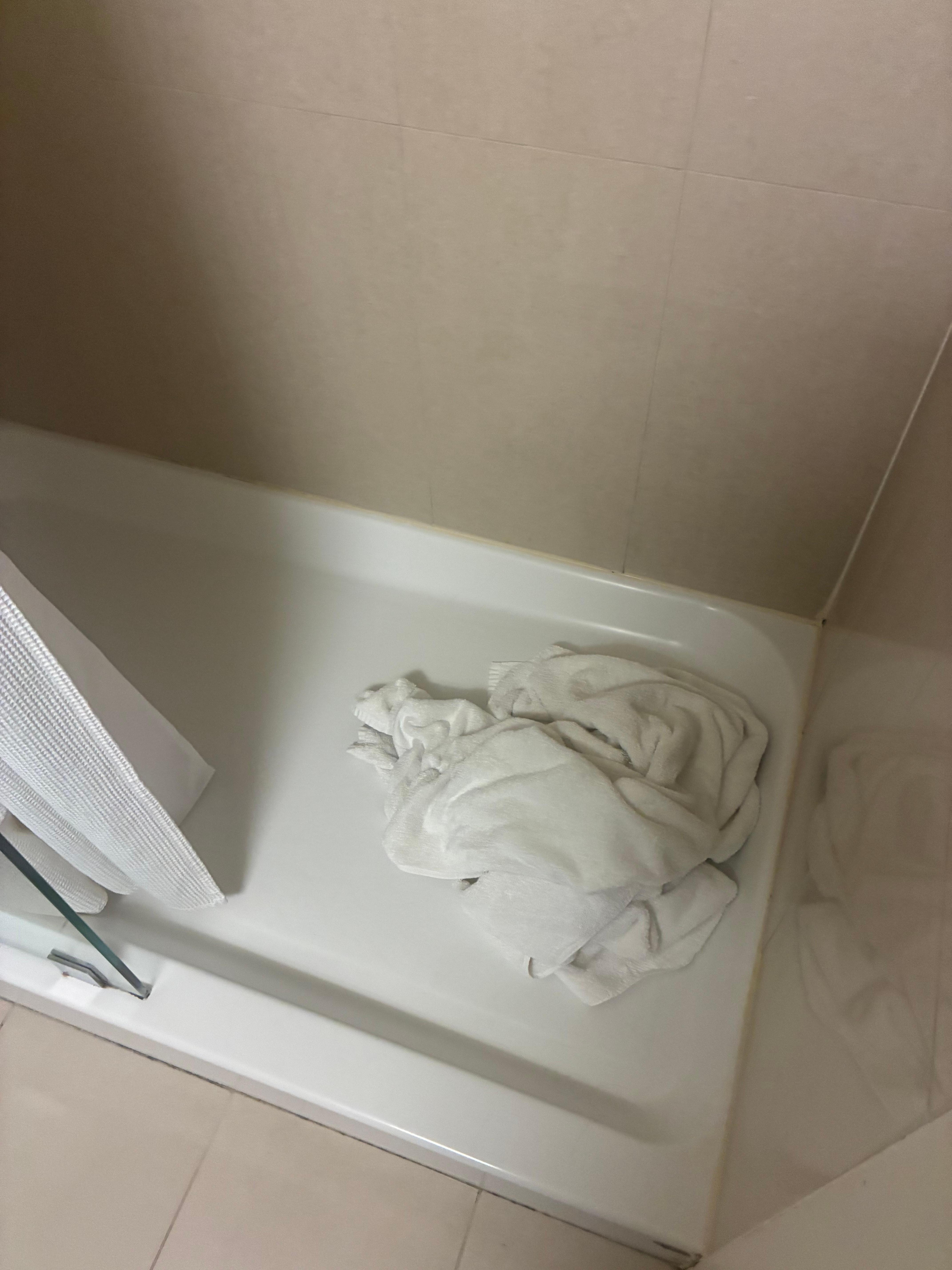 Towels not taken to laundry 