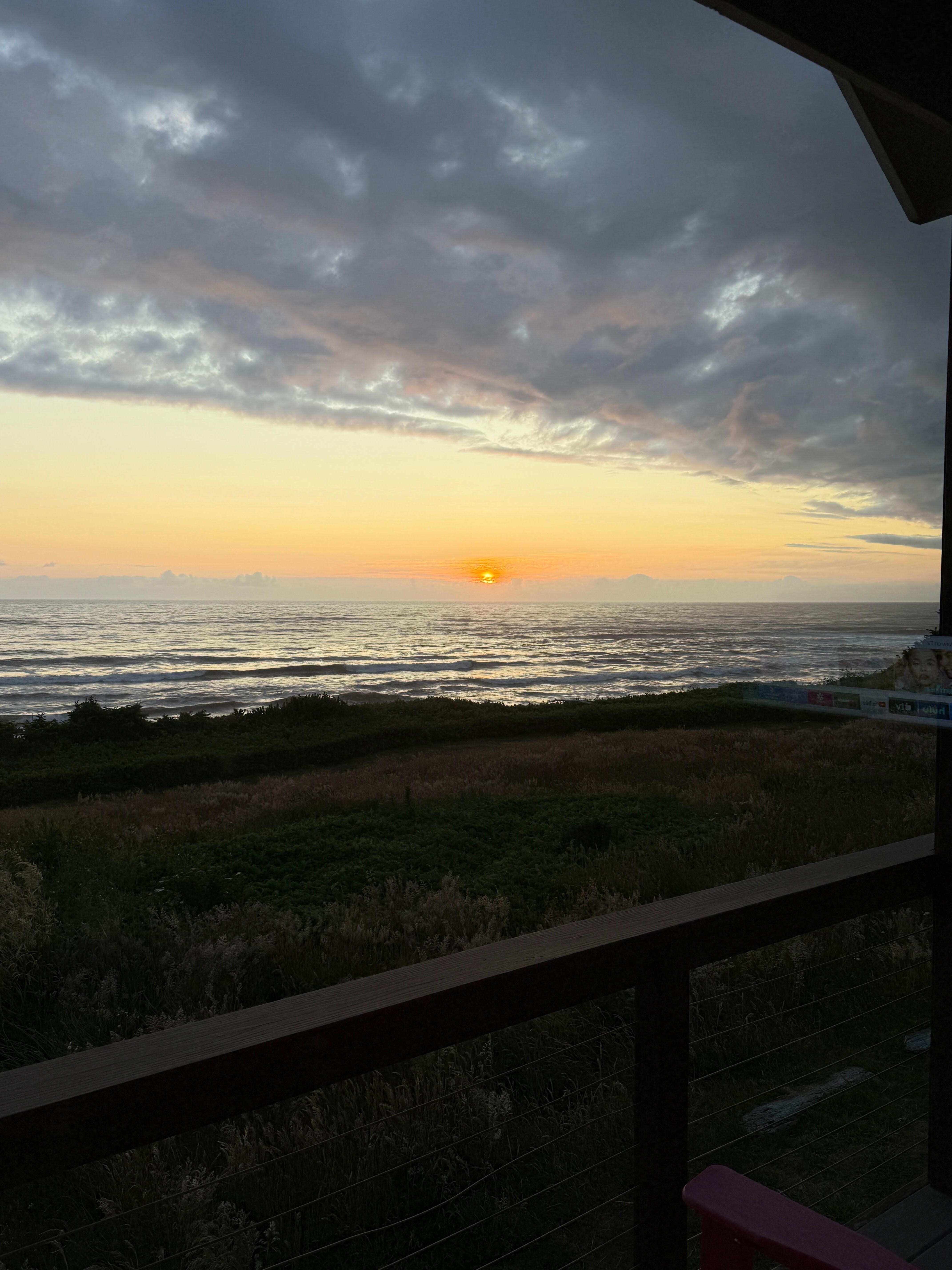 Sunsets are amazing 