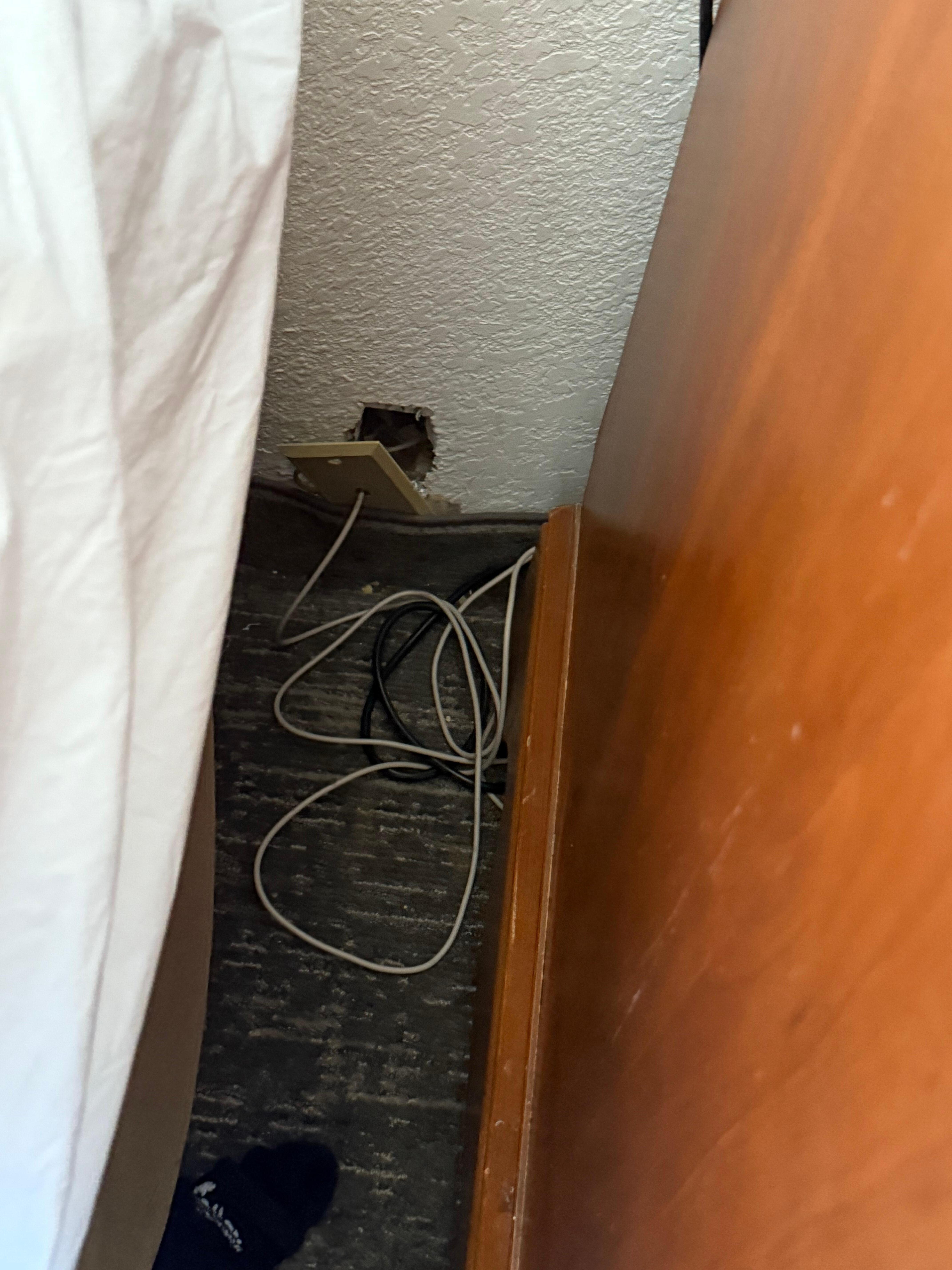 Another socket just hanging 
