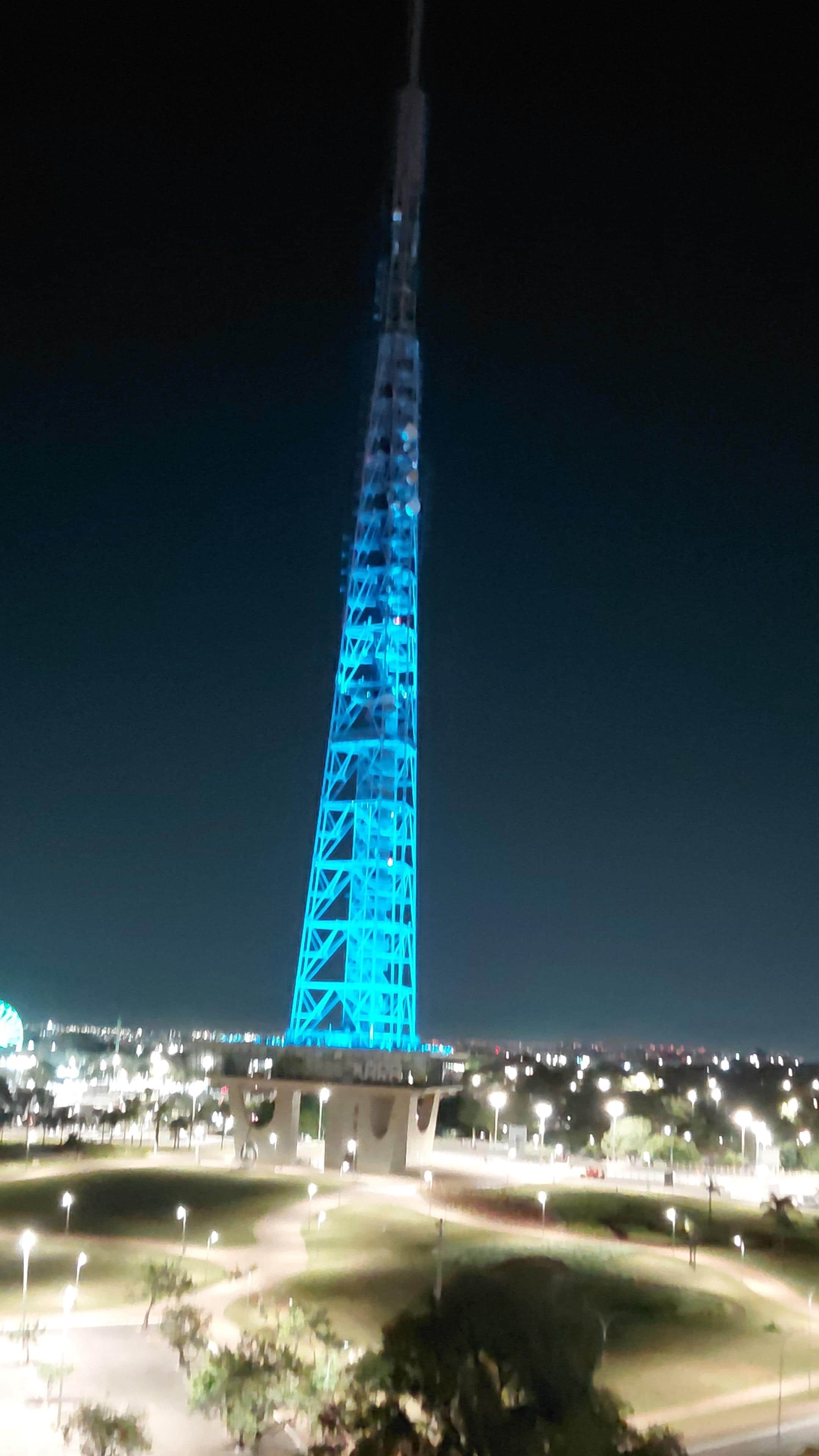 O hotel tem uma vista maravilhosa do DF, um dos cartões postais bastante visitado.