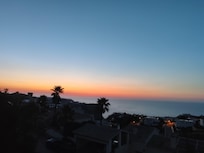 Amanecer desde la terraza de la piscina