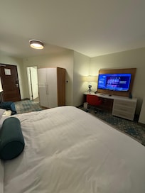 Nice clean room, great housekeeping staff