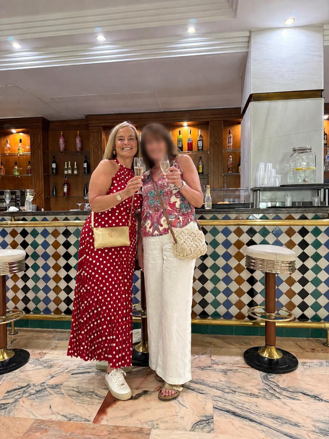 Alixares bar