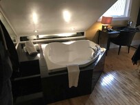 Room Confederation