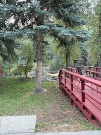 Deck between cabin and river