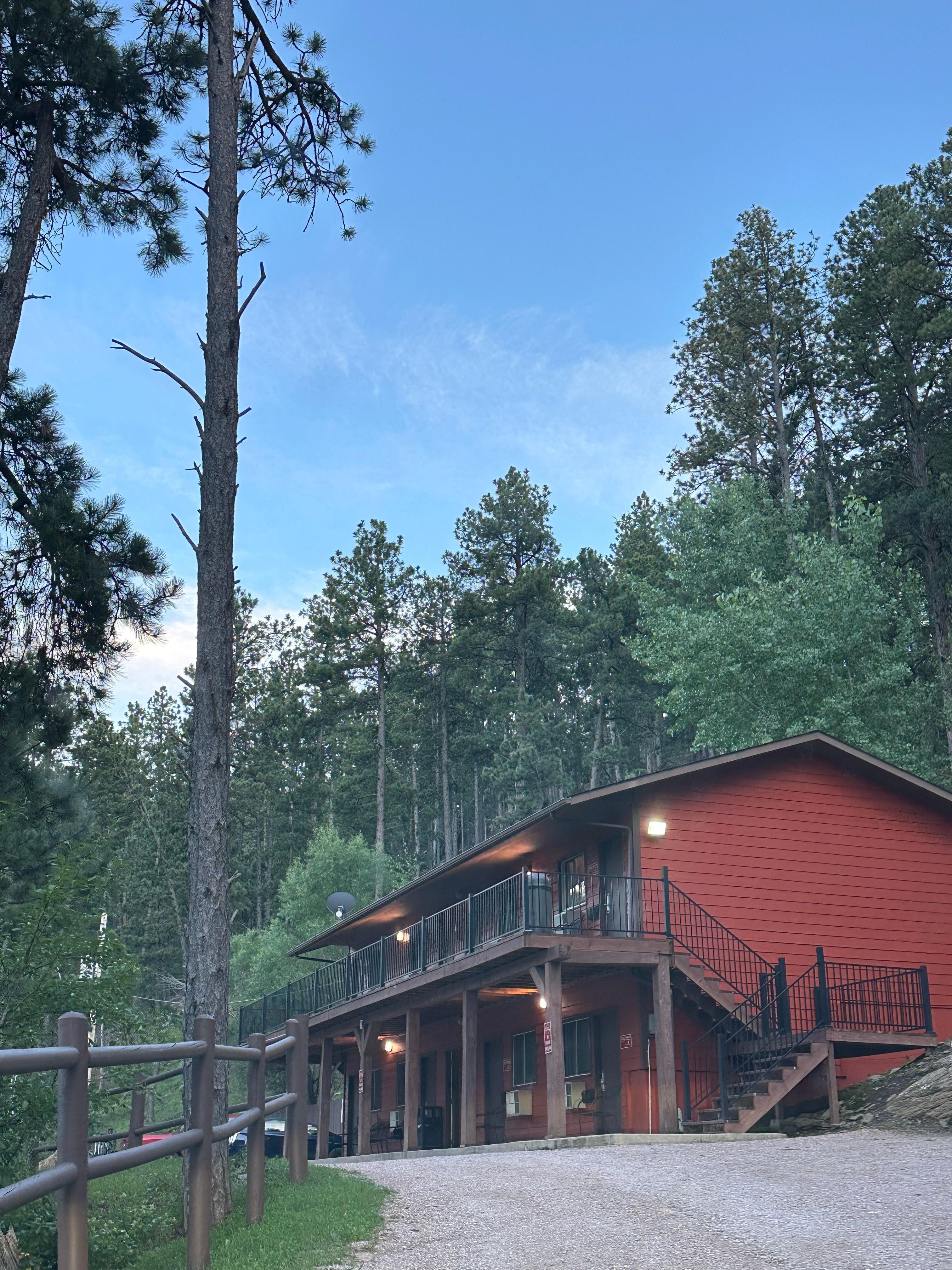 Lodge Motel Rooms