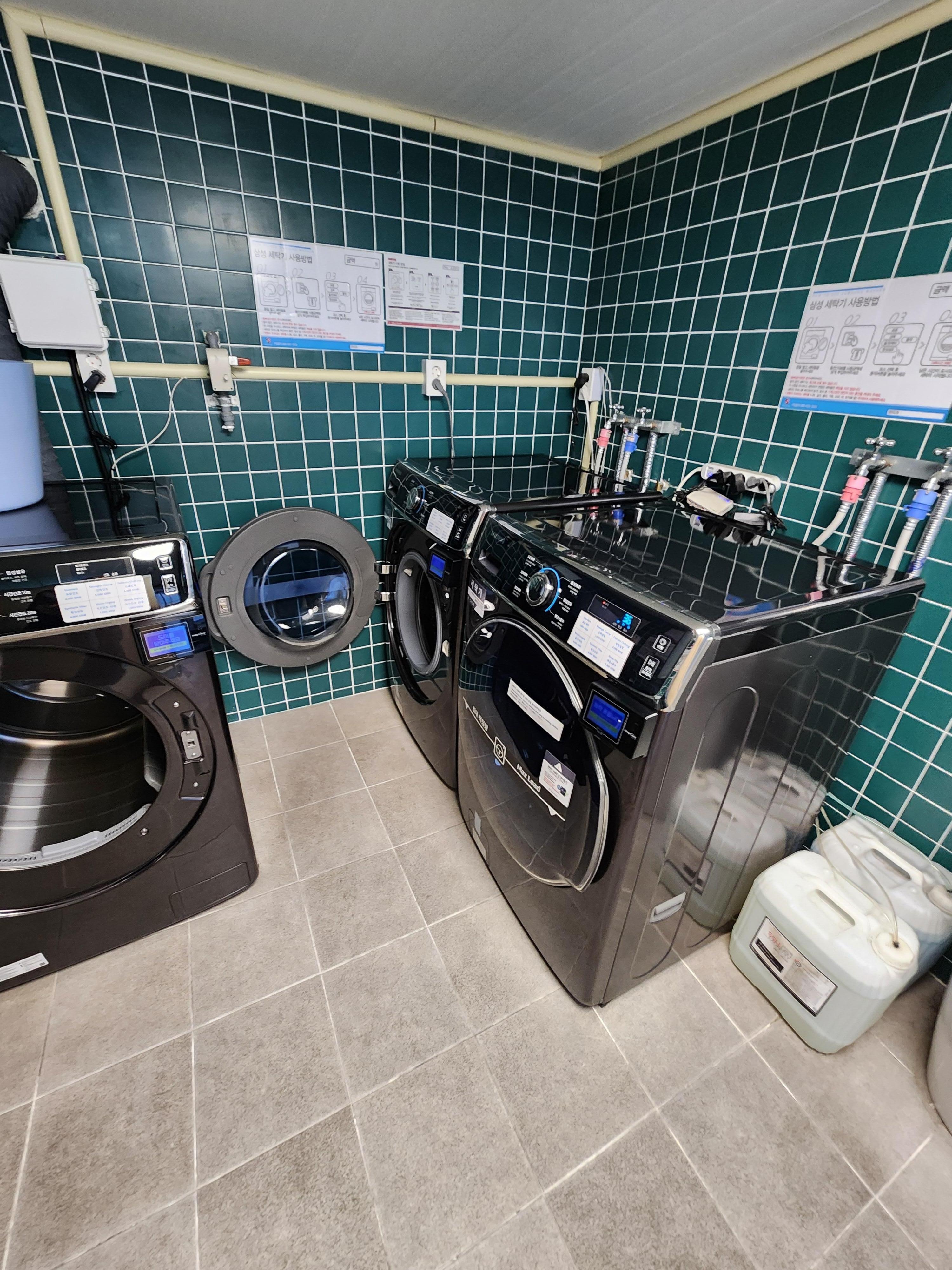 The self-serve laundry on the roof